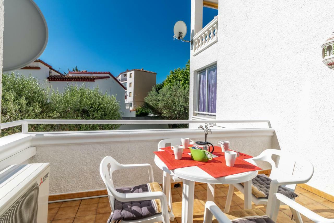 Goldhome - Valira Empuriabrava Eksteriør billede